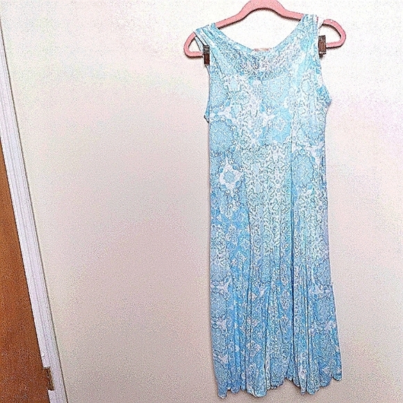 Ruby Rd. Blue and White Medallion Print Sleeveless Tank Maxi Dress Small Petite - Picture 2 of 10